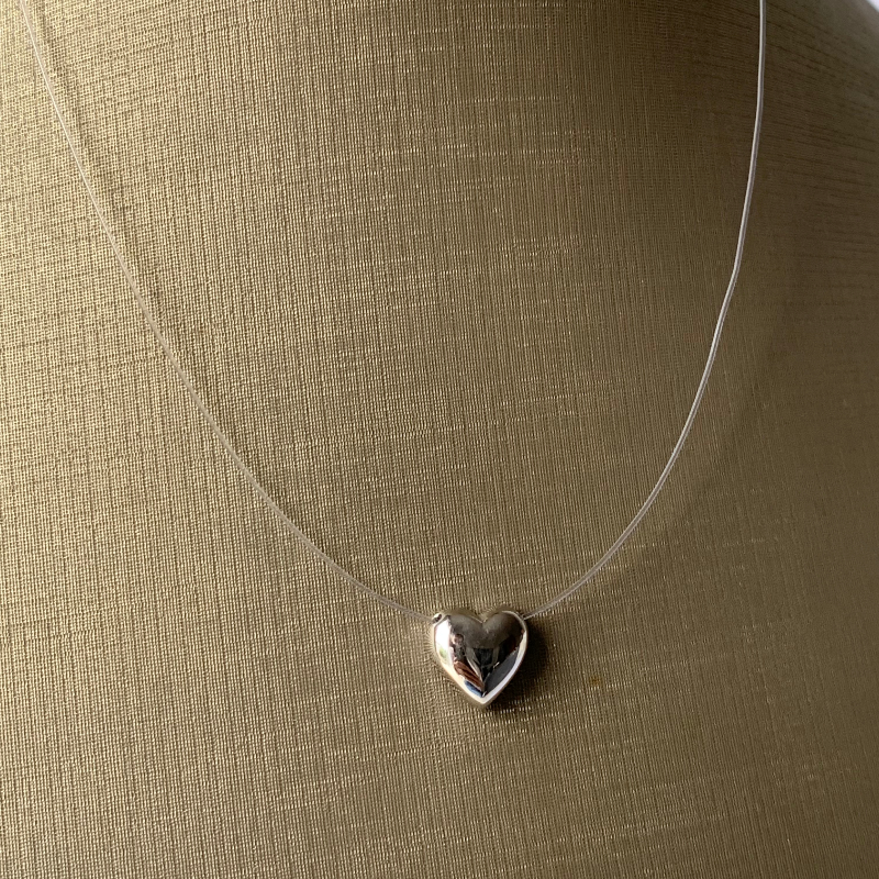 Choker em Nylon com Pingente de Coração Liso